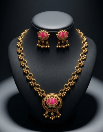 Rounded Lotus Design Necklace