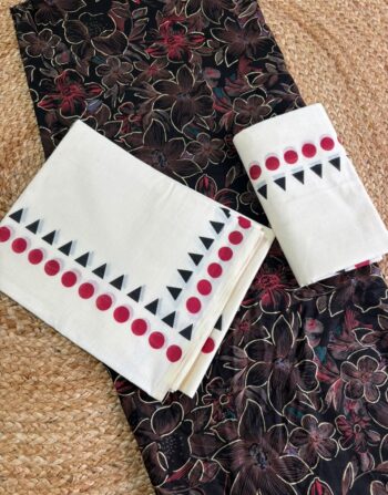 Polka With Blouse Set Mundu