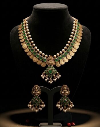 Green Stone Coin Neck-Set